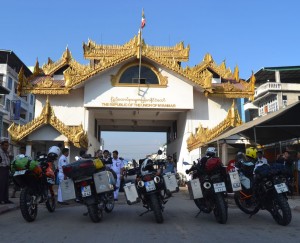 5 motorcycles ready to enter Myanmar - at the border in Mae Sot