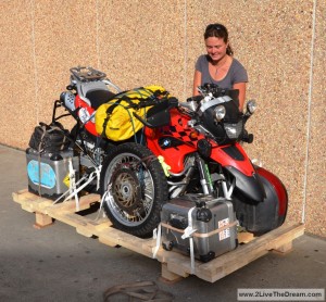 Heike's 650 strapped down - almost ready!
